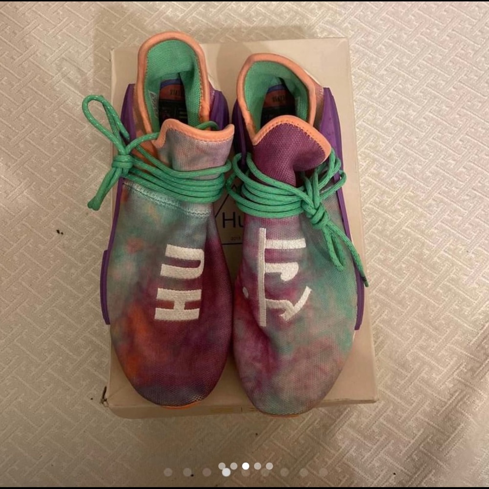 Pharrell X NMD Human race “Holi Festival”